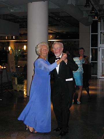 Tom and Ingrid dance