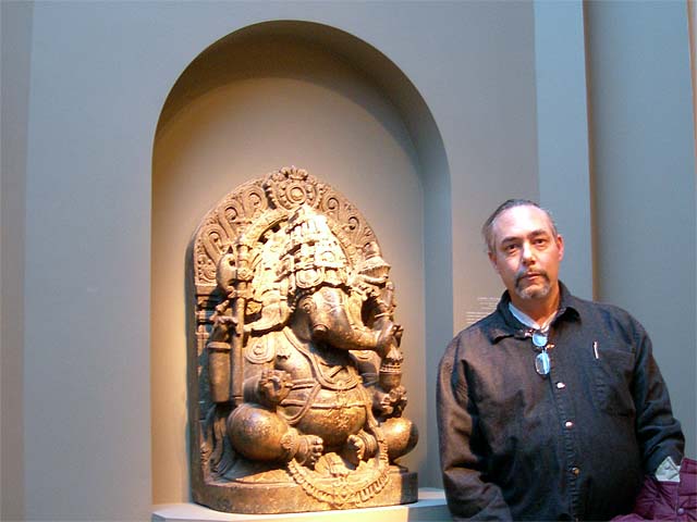 Tracy and Ganesh statue